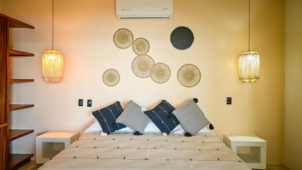 The Sunset Villas Сиуатанехо Экстерьер фото